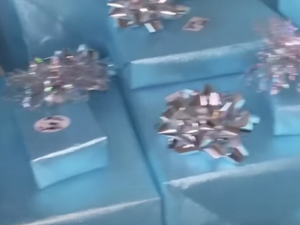 Keyshia Ka'oir Gets A Jump Start On Her Christmas Gifts Shopping