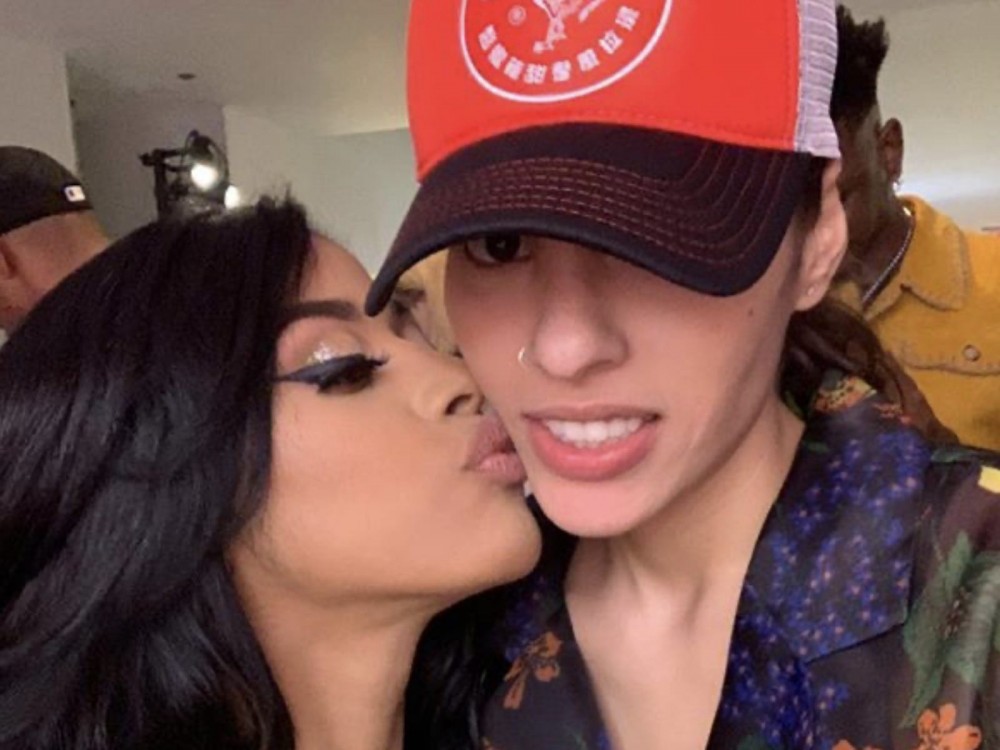 Hennessy Carolina Reveals Fire Pair Of Nike Kicks Her Boo Bought Her