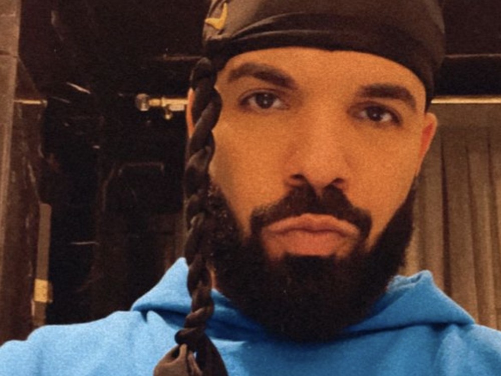 Drake Is Hardcore In Studio Mode Right Now