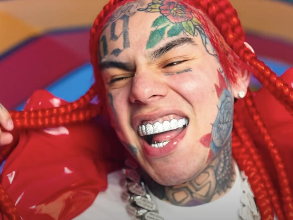 Tekashi 6ix9ine Clowns Meek Mill After Billboard Chart Debut