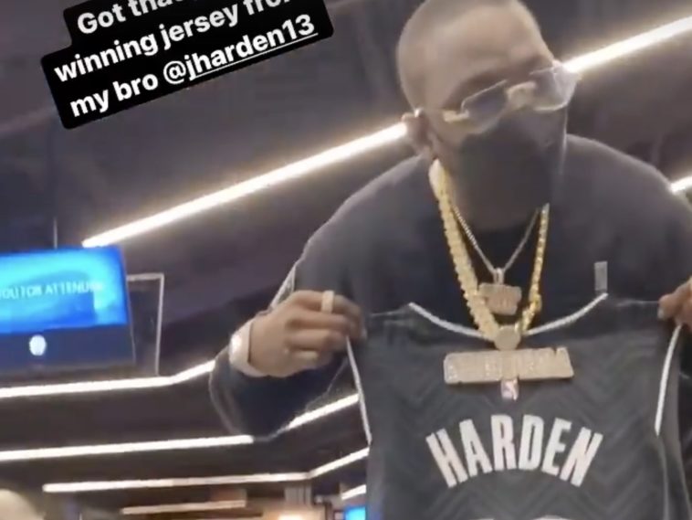 Bobby-Shmurda-Gets-A-Warm-Welcome-At-Nets-Game