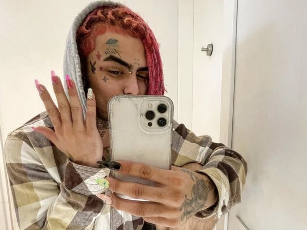 Lil Pump Gets Acrylic Nails + Warns Not To Steal His Style