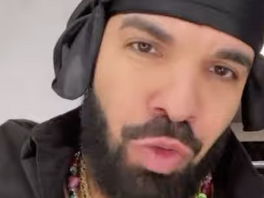 Drake’s FaceTime Interrupts Raptors Press Conference