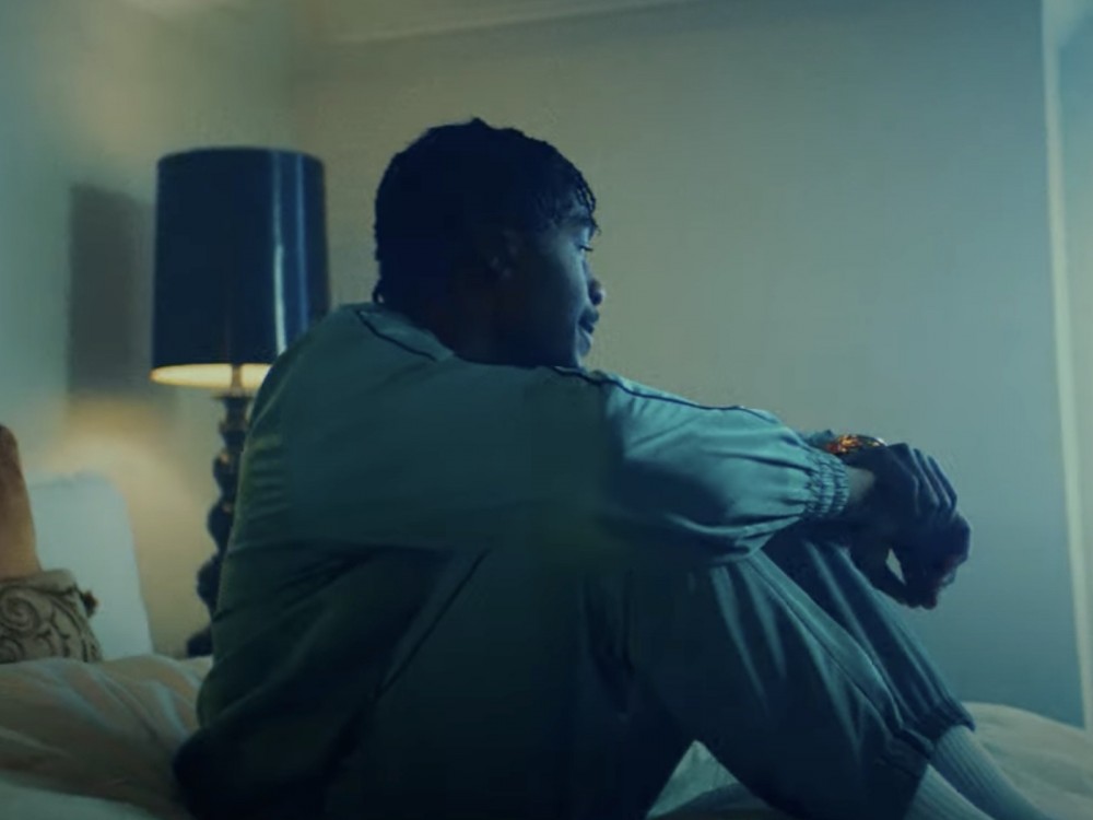 Lil Tjay Deals W/ Loss In New ‘Love Hurts’ Music Video