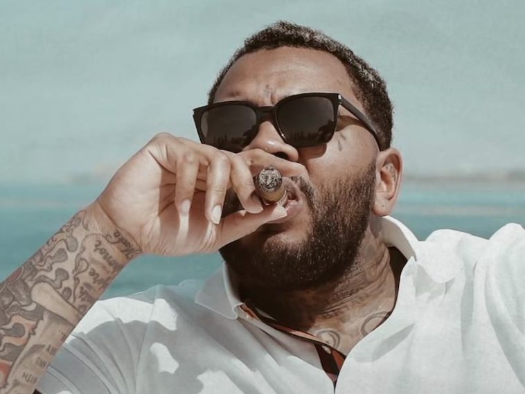 Kevin-Gates-Forgiven-Kicking-Fan