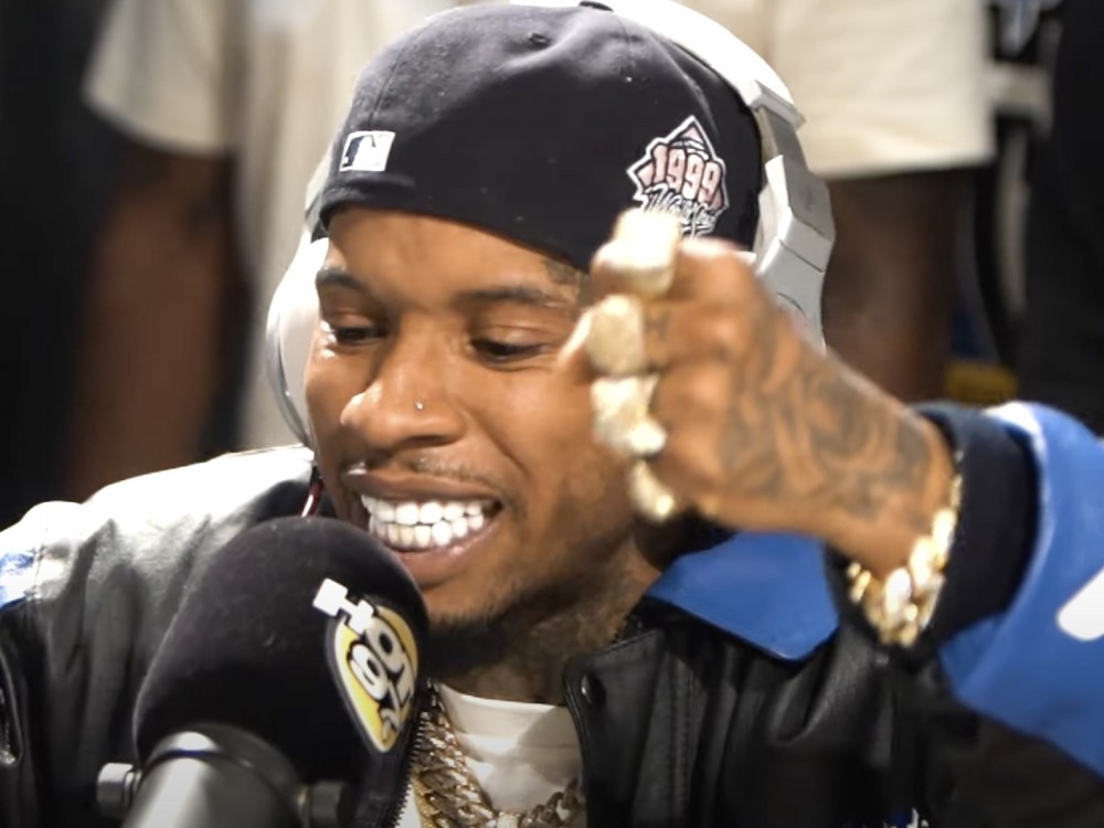Tory Lanez Discredits Meg Thee Stallion’s Awards In Hot 97 Freestyle