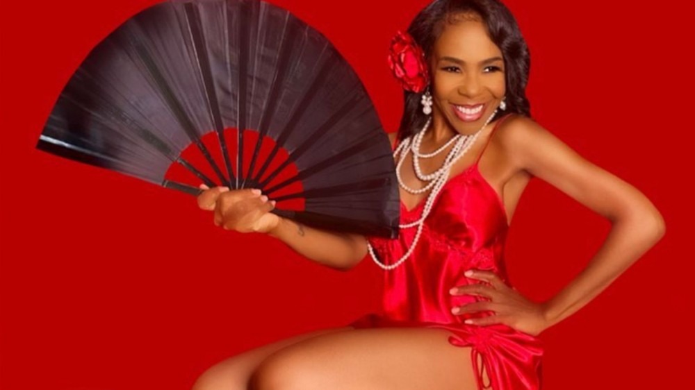 Andrea Kelly Reclaims Her Power Through Burlesque And Uplifts Black Women