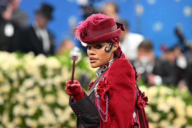 The big, wonderful hats of the 2025 Met Gala
