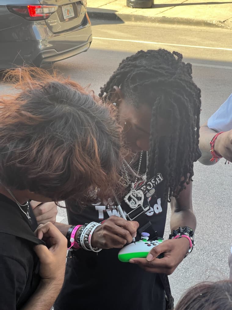 lil2posh is reviving Chicago bop music