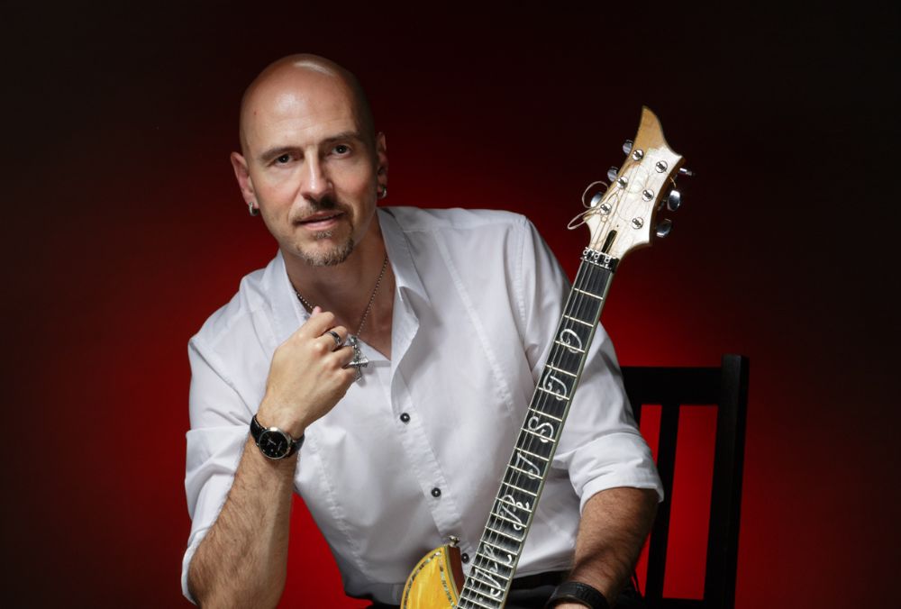 The Glow of “Dubai Star” Shines Through Hristelin’s Music