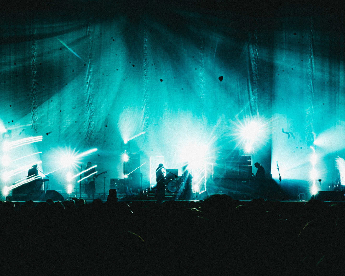 Getting throttled to My Bloody Valentine with 9,500 people