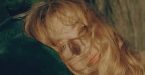 Anna Wise hosts an alt-R&B jam session with “Nerve”