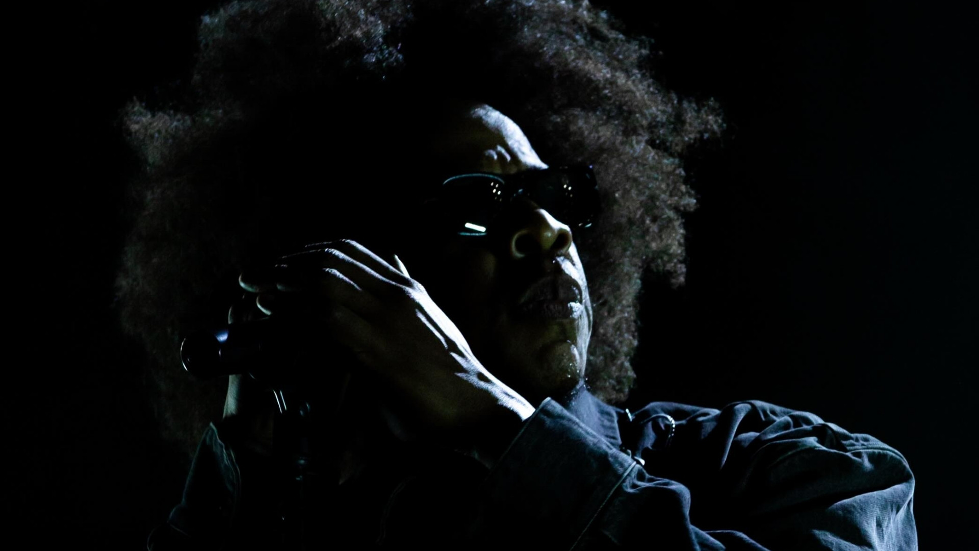 Jay-Z Takes Aim at Industry Peers in Explosive Roots Picnic Freestyle