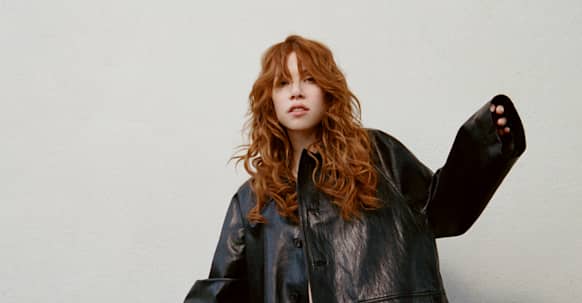 Carly Rae Jepsen Announces New Double Album 'Day and Night'